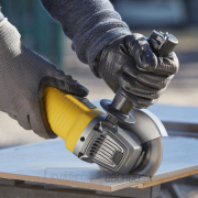 Úhlová bruska 115mm Stanley FatMax FMEG210K Úhlová bruska 115mm Stanley FatMax FMEG210K náhled