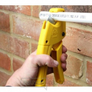 Řezačka na plastové trubky Stanley 0-70-450 náhled