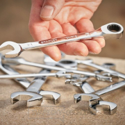 Ráčnový klíč 18 mm Stanley STMT89918-0 náhled