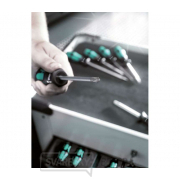 Wera 051012 Šroubováky Kraftform SL, PH, PZ, TORX na magnetické liště, 9650 (Sada 9 dílů) Wera 051012 Šroubováky Kraftform SL, PH, PZ, TORX na magnetické liště, 9650 (Sada 9 dílů) náhled