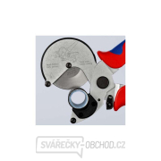 Nástroj na řezání kompozitních a plastových trubek KNIPEX 90 25 25 náhled