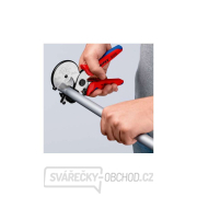 Nástroj na řezání kompozitních a plastových trubek KNIPEX 90 25 25 náhled
