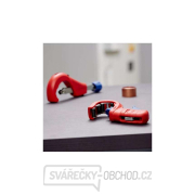 Řezák na plastové odpadní trubky pr. 32 ÷ 50 mm Knipex 90 23 01 BK náhled