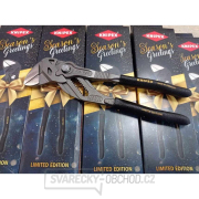 Vánoční balení klešťový klíč 180 mm, Knipex 86 01 180 XMAS - leštěná hlava, plastové návleky. Christmas Náhled