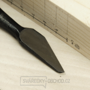 Japonské řezbářské dláto YOSHIHIRO s šikmou čepelí Japonské řezbářské dláto YOSHIHIRO s šikmou čepelí náhled