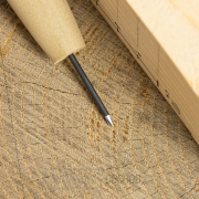 Japonské řezbářské mini-dláto SENKICHI s U čepelí - 1,5 mm Japonské řezbářské mini-dláto SENKICHI s U čepelí - 1,5 mm náhled