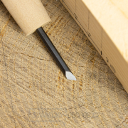 Japonské řezbářské mini-dláto SENKICHI s šikmou čepelí - 3 mm Japonské řezbářské mini-dláto SENKICHI s šikmou čepelí - 3 mm náhled