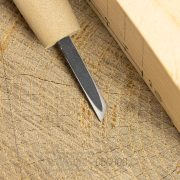 Japonské řezbářské mini-dláto SENKICHI s šikmou čepelí - 4,5 mm Japonské řezbářské mini-dláto SENKICHI s šikmou čepelí - 4,5 mm náhled