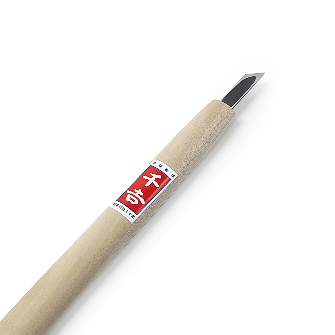 Japonské řezbářské mini-dláto SENKICHI s šikmou čepelí - 7,5 mm 4539