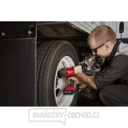 Aku rázový utahovák 1/2" s pojistným kroužkem Milwaukee M18 ONEFHIWF12E-0X (1500 Nm, Bez aku) náhled