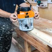 Horní frézka CMT 7E 2400 W, kleština 8 a 12mm Horní frézka CMT 7E 2400 W, kleština 8 a 12mm náhled