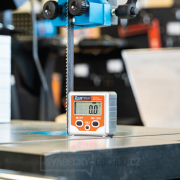 IGM Digitální úhloměr +/- 180°, rozlišení na 0,1° IGM Digitální úhloměr +/- 180°, rozlišení na 0,1° náhled