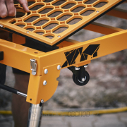 Multifunkční skládací stůl a plošina STRONGBOLD StrongBench B910 Multifunkční skládací stůl a plošina STRONGBOLD StrongBench B910 náhled