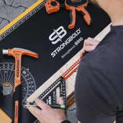 Multifunkční skládací stůl a plošina STRONGBOLD StrongBench B910 náhled