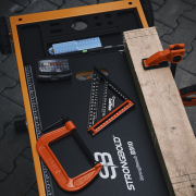 Multifunkční skládací stůl a plošina STRONGBOLD StrongBench B910 náhled