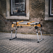 Stojan STRONGBOLD StrongRail B920 pro pokosovou pilu Stojan STRONGBOLD StrongRail B920 pro pokosovou pilu náhled