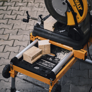 Stojan STRONGBOLD StrongRail B920 pro pokosovou pilu Stojan STRONGBOLD StrongRail B920 pro pokosovou pilu náhled