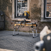 Stojan STRONGBOLD StrongRail B920 pro pokosovou pilu Stojan STRONGBOLD StrongRail B920 pro pokosovou pilu náhled