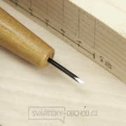 Japonské řezbářské mini-dláto MIKISYO Power Grip se šikmou čepelí - 1,5 mm Japonské řezbářské mini-dláto MIKISYO Power Grip se šikmou čepelí - 1,5 mm náhled