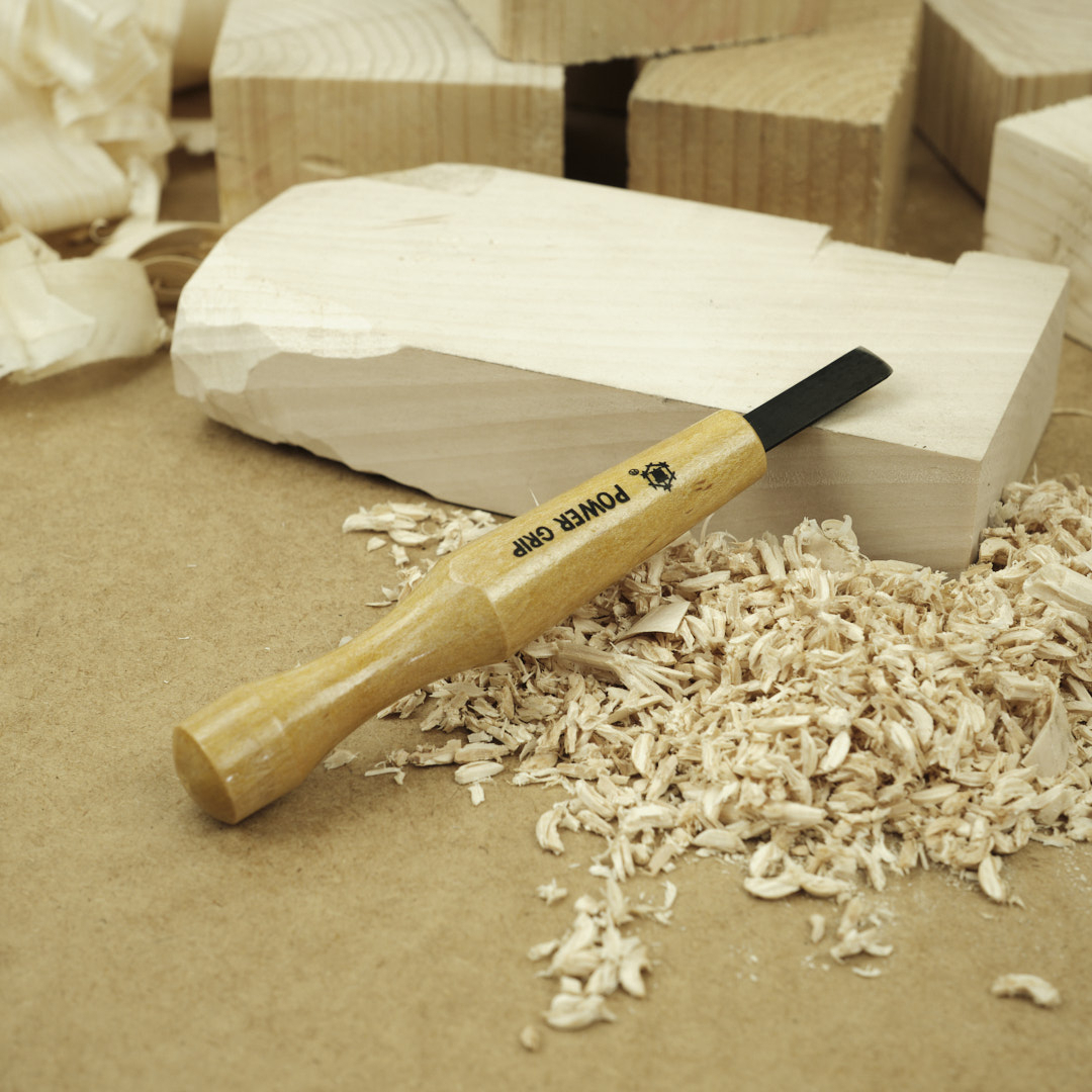 Japonské řezbářské mini-dláto MIKISYO Power Grip s mělkou U čepelí - 9 mm 5190