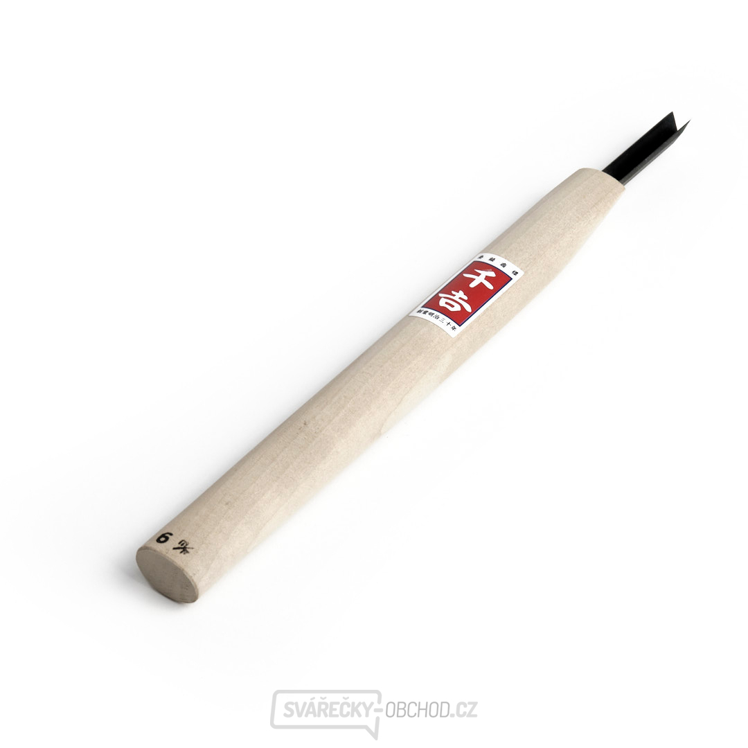 Japonské řezbářské mini-dláto SENKICHI s V čepelí - 6 mm