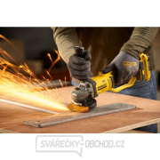 Aku úhlová bruska V20 18V bez aku Stanley FatMax SFMCG300B náhled