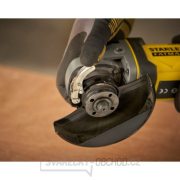 Aku úhlová bruska V20 18V bez aku Stanley FatMax SFMCG300B náhled