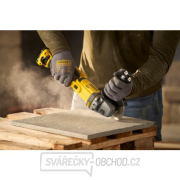 Aku úhlová bruska V20 18V bez aku Stanley FatMax SFMCG300B náhled