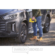 Ruční aku kompresor V20 18V bez aku Stanley FatMax SFMCE521B náhled