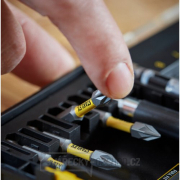 22dílná sada 50 mm torzních bitů a držákem bitů Stanley STA88558 náhled