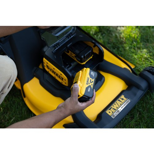 Aku sekačka 2x18V 2x8,0 Ah DeWALT DCMWP134W2 Náhled