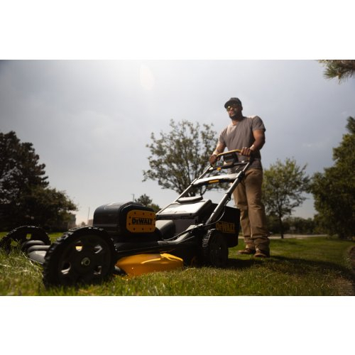 Aku sekačka 2x18V bez aku DeWALT DCMWP134N Náhled
