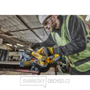 Aku pásová pila 18V bez aku DeWALT DCS378N náhled