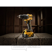 Aku bezuhlíková vrtačka s příklepem XR Li-Ion 18V/2x5,0Ah k výročí 100 let DeWALT DCD100YP2T náhled