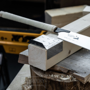 Nerezové vodítko 2x4 Rakuda pro řezání japonskou pilkou náhled