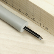 Japonské řezbářské mini-dláto MARUICHI s U čepelí - 4,5 mm Náhled