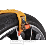 Sněhové řetězy na kola rychlá montáž - sada 6 kusů  Sněhové řetězy na kola rychlá montáž - sada 6 kusů  náhled
