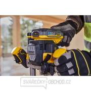 Horní frézka 18V DeWALT DCW620NT 12mm bez aku, kufr Tstak Horní frézka 18V DeWALT DCW620NT 12mm bez aku, kufr Tstak náhled