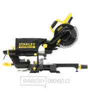 Pokosová pila Stanley s pojezdem 216 mm, 1500 W Pokosová pila Stanley s pojezdem 216 mm, 1500 W náhled