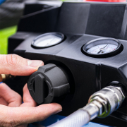 Scheppach C-ACT160/6-X 20 V aku bezolejový kompresor 6 l (bez baterie a nabíječky) Náhled