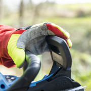 Scheppach BC-CS355DUO-X 20 V aku řetězová pila (bez baterie a nabíječky) náhled