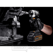 DeWalt McLaren rázový utahovák 1/4 DCF85MP2T + příslušenství náhled