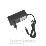 Vibrační bateriová přísavka na obklady - sada s nabíječkou a 2x18V bateriemi  náhled