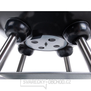 Kulatý gril na dřevěné uhlí s víkem a krytem - průměr roštu 39 cm (1) náhled