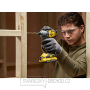 Aku bezuhlíkový rázový utahovák V20 18V 2x2,0Ah Stanley FatMax SFMCF830D2K náhled