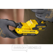 Aku bezuhlíková vrtačka s příklepem V20 18V bez aku Stanley FatMax SFMCD726B náhled