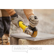 Úhlová bruska 600 W Fatmax Stanley FMEG615 Náhled