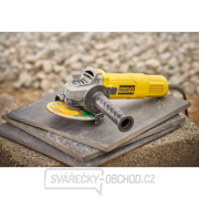 Úhlová bruska 600 W Fatmax Stanley FMEG615 náhled