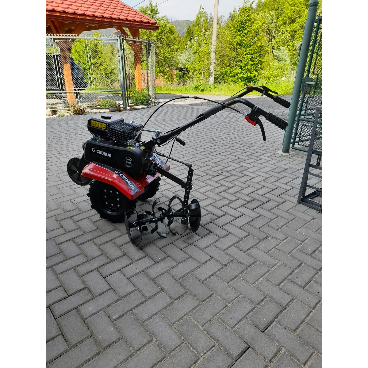 Kultivátor Hahn & Sohn Cedrus GL05 Náhled
