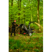 Hahn & Sohn Cedrus R13 – profesionální přívěsný drtič větví s benzínovým motorem Loncin 18 kW náhled